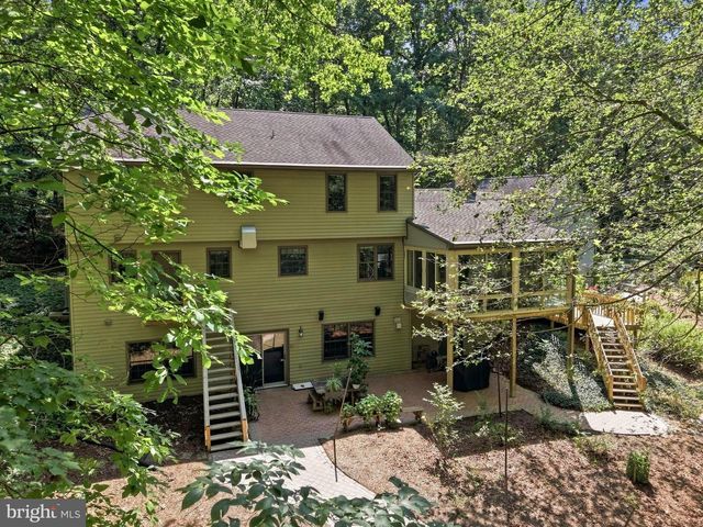 1200 ASH LN, Lebanon, PA 17042