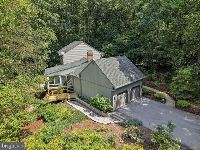1200 ASH LN, Lebanon, PA 17042