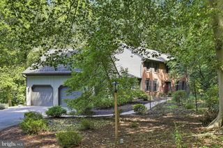 1200 ASH LN, Lebanon, PA 17042