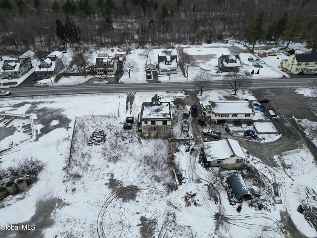 332 Hudson Avenue, Mechanicville, NY 12118