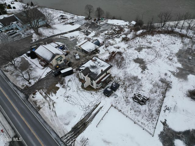 332 Hudson Avenue, Mechanicville, NY 12118