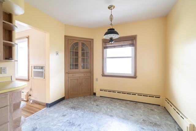 1044 Cumberland Street, Saint Paul, MN 55117