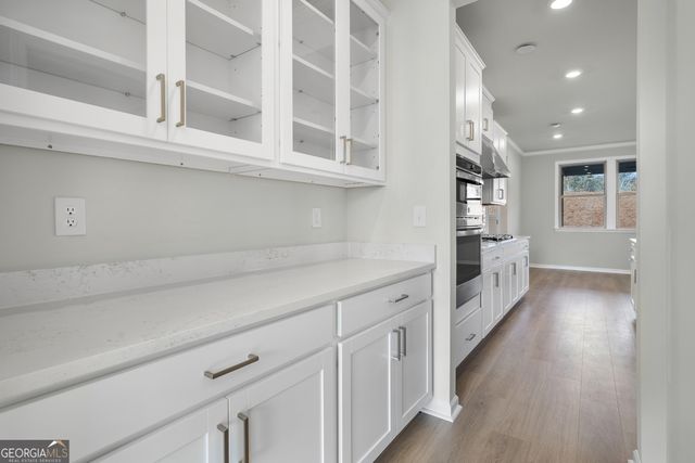 8935 Avonbrook Close, Ball Ground, GA 30107