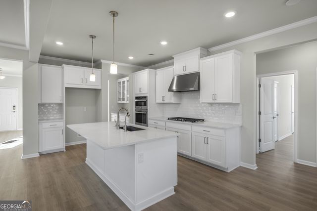 8935 Avonbrook Close, Ball Ground, GA 30107