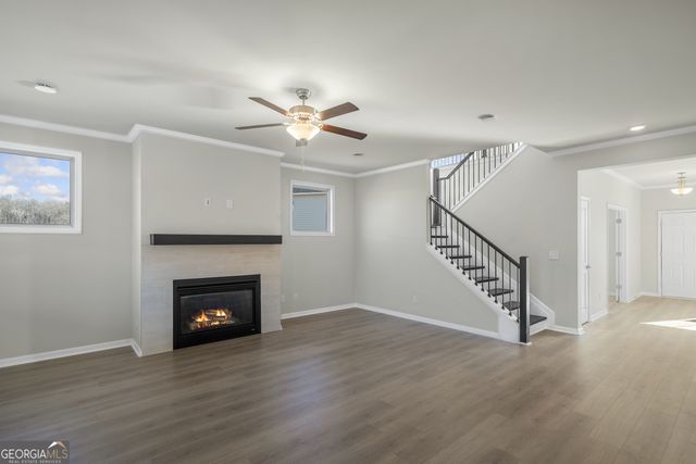 8935 Avonbrook Close, Ball Ground, GA 30107