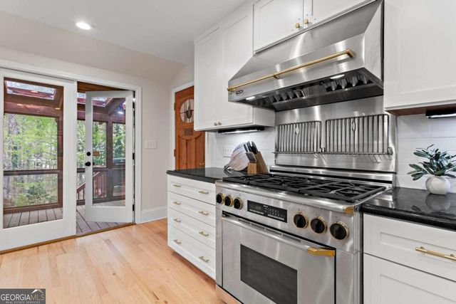 1890 Spalding Drive, Atlanta, GA 30350