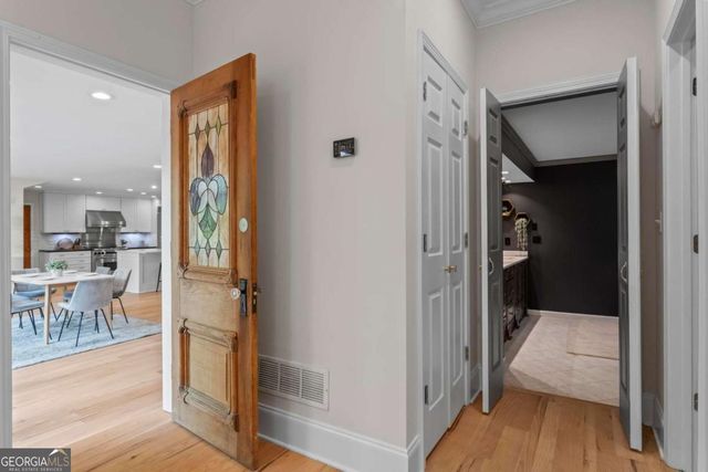 1890 Spalding Drive, Atlanta, GA 30350