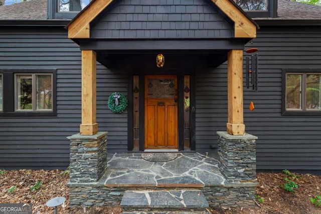 1890 Spalding Drive, Atlanta, GA 30350