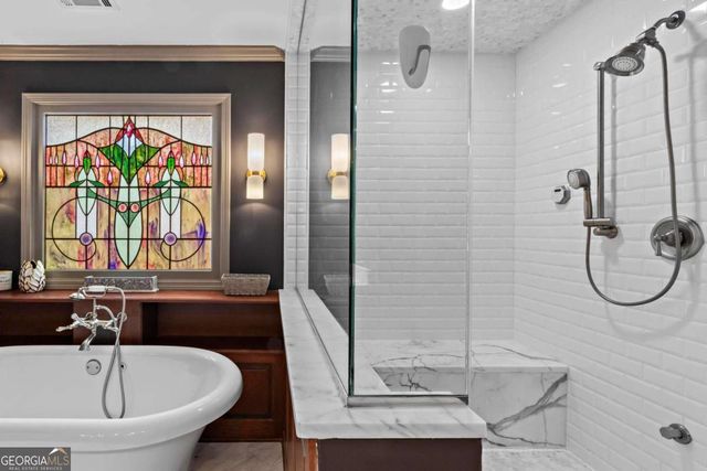 1890 Spalding Drive, Atlanta, GA 30350