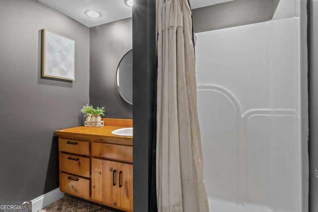 1890 Spalding Drive, Atlanta, GA 30350