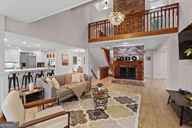 1890 Spalding Drive, Atlanta, GA 30350