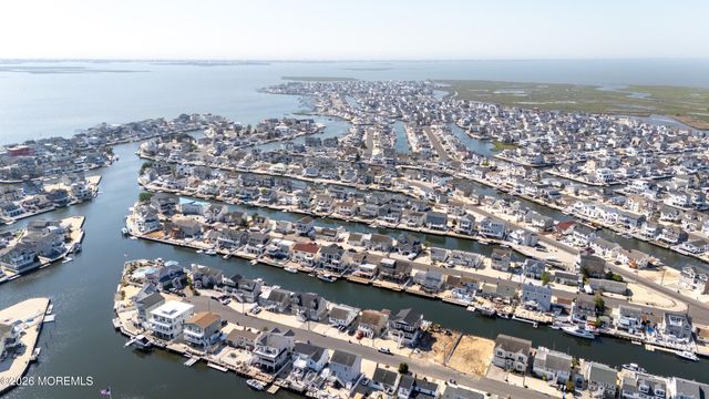 45 Frank Drive, Beach Haven West, NJ 08050
