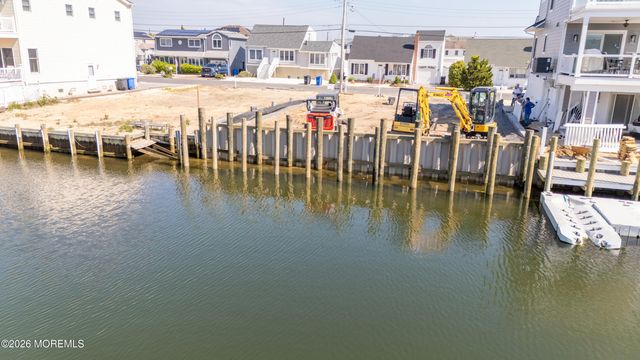 45 Frank Drive, Beach Haven West, NJ 08050