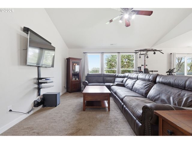 948 SALAMANDER Rd, Jefferson, OR 97352