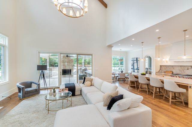 164 Wagner Road, Northfield, IL 60093