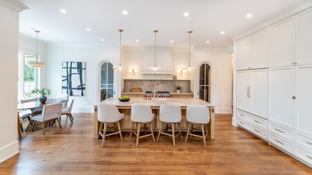 164 Wagner Road, Northfield, IL 60093