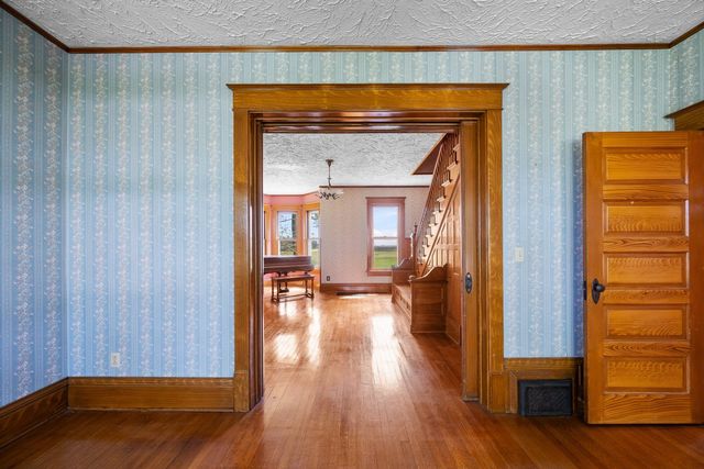24880 145th Avenue, Eldridge, IA 52748