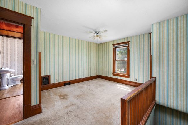 24880 145th Avenue, Eldridge, IA 52748