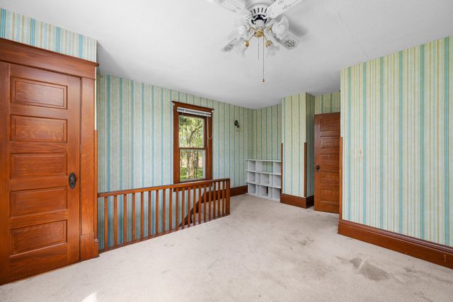24880 145th Avenue, Eldridge, IA 52748