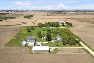 24880 145th Avenue, Eldridge, IA 52748