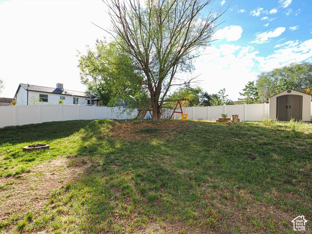 3251 W 5720 S, Taylorsville, UT 84129