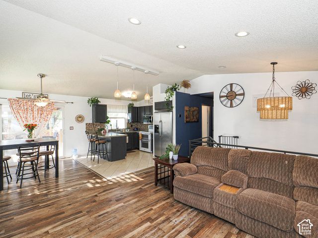 3251 W 5720 S, Taylorsville, UT 84129