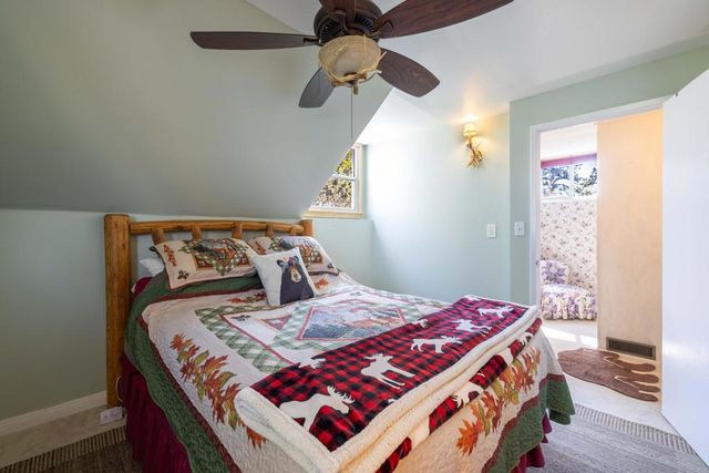 721 Villa Grove Avenue, Big Bear, CA 92314