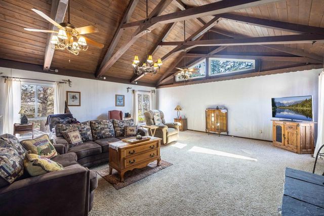 721 Villa Grove Avenue, Big Bear, CA 92314