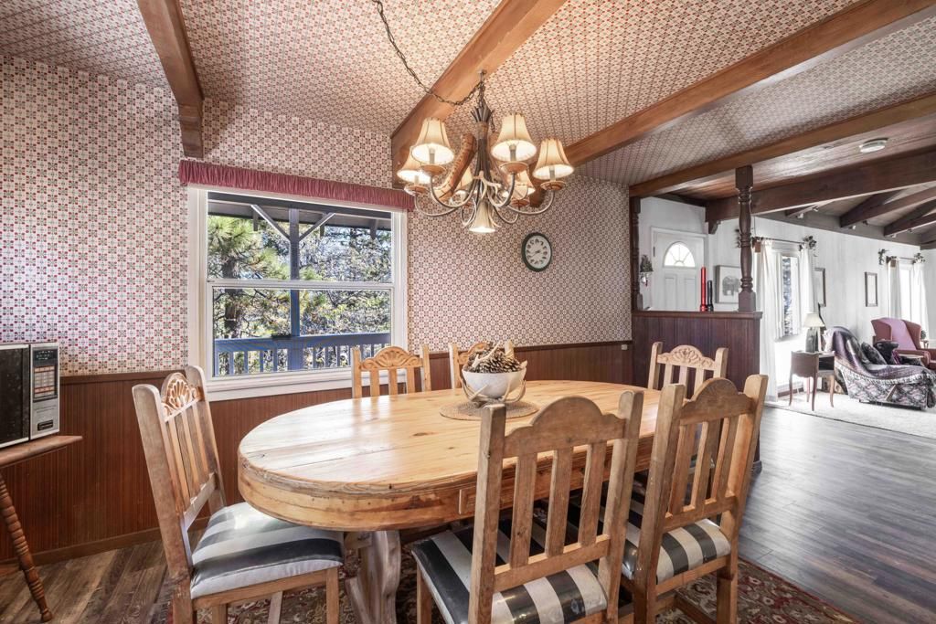 Image 11 of property listing at 721 Villa Grove Avenue, Big Bear, CA 92314