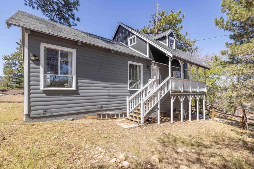 Image 29 of property listing at 721 Villa Grove Avenue, Big Bear, CA 92314