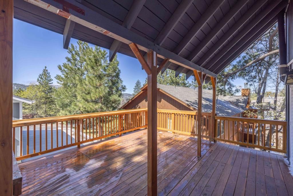 Image 31 of property listing at 721 Villa Grove Avenue, Big Bear, CA 92314