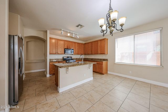 16577 W SAGUARO Lane, Surprise, AZ 85388