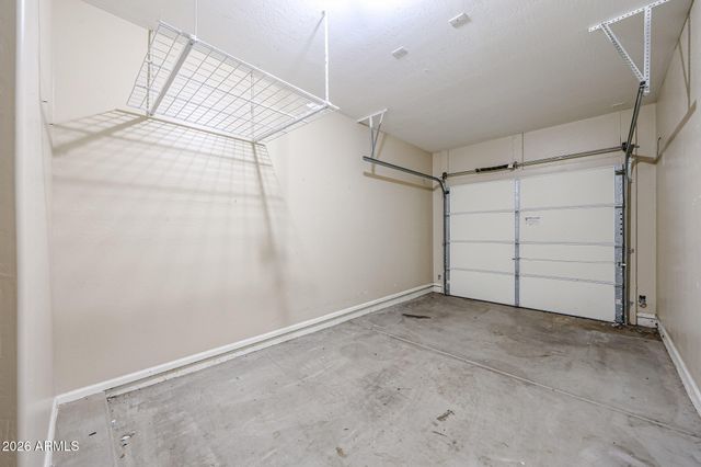 16577 W SAGUARO Lane, Surprise, AZ 85388