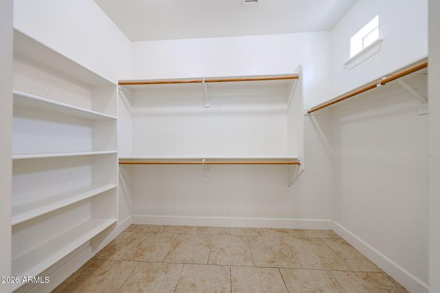 16577 W SAGUARO Lane, Surprise, AZ 85388