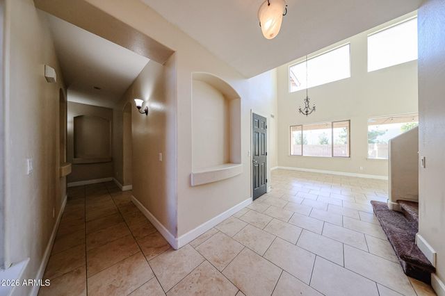 16577 W SAGUARO Lane, Surprise, AZ 85388