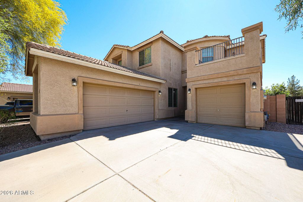 16577 W SAGUARO Lane, Surprise, AZ 85388