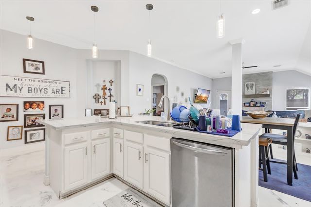 14415 Red Mulberry Lane, Houston, TX 77044