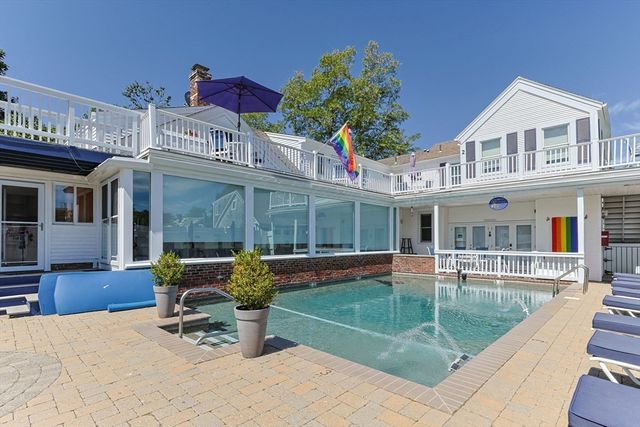 15 Cottage St 8, Provincetown, MA 02657