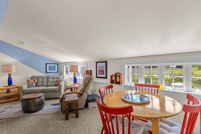 15 Cottage St 8, Provincetown, MA 02657