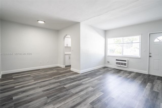 7911 Abbott Avenue 7, Miami Beach, FL 33141