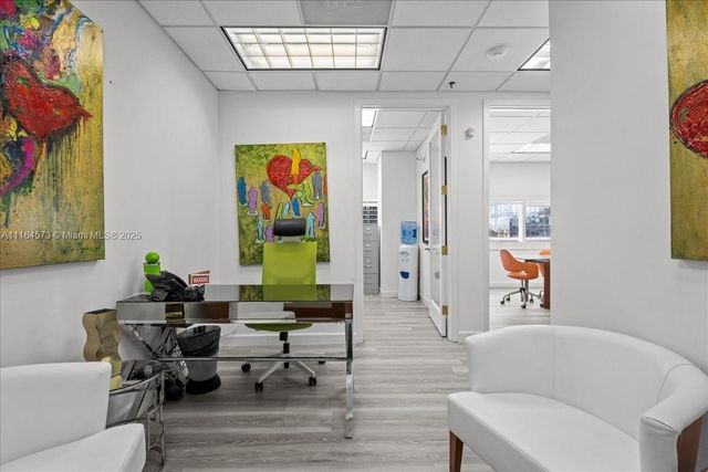 848 Brickell Ave, Miami, FL 33131