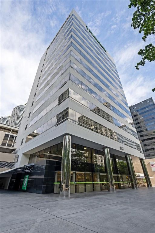 848 Brickell Ave, Miami, FL 33131