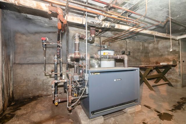 11247 S King Drive, Chicago, IL 60628