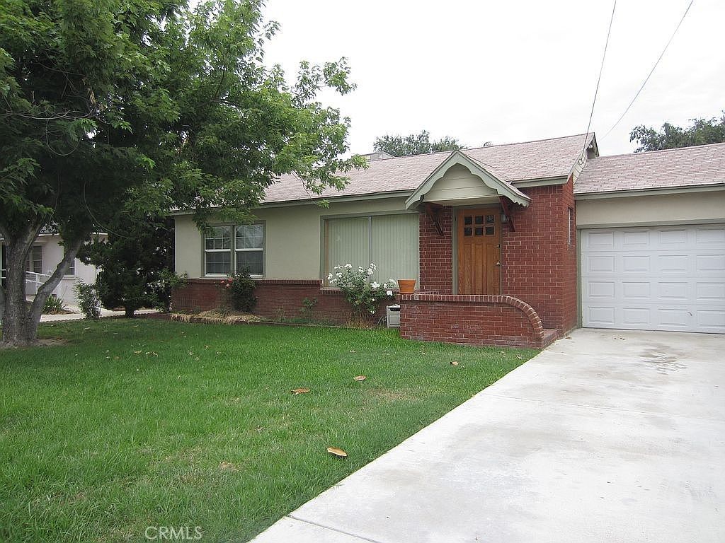 25824 Lomas Verdes, Redlands, CA 92373