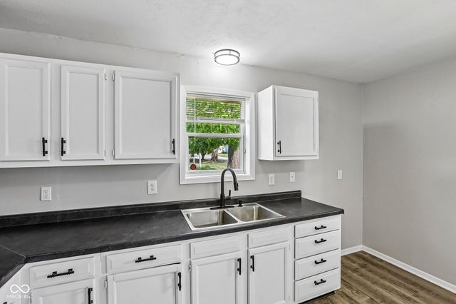 716 S Meridian Street, Lebanon, IN 46052