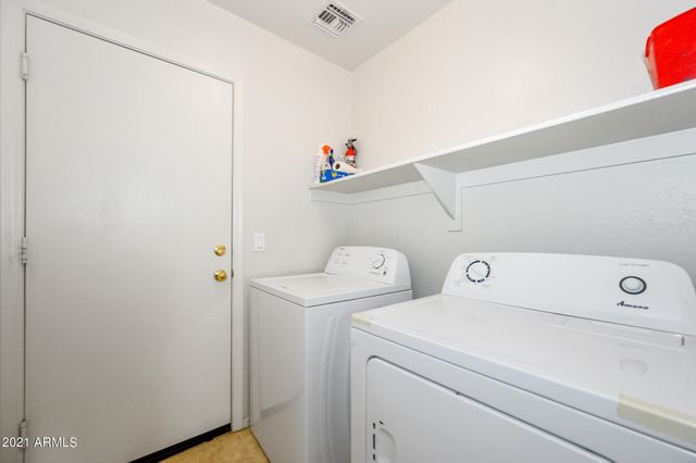 1647 E KEITH Avenue, San Tan Valley, AZ 85140