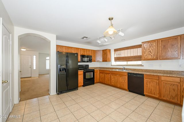 1647 E KEITH Avenue, San Tan Valley, AZ 85140