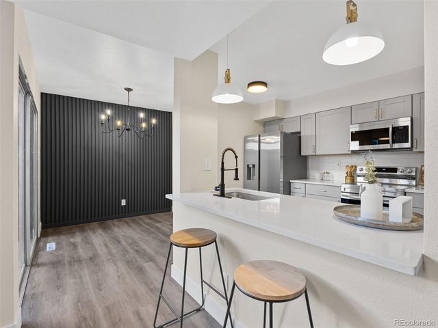 3548 S Hillcrest Drive 2, Denver, CO 80237