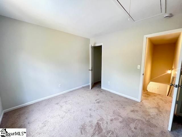 10 Lone Willow Court, Greenville, SC 29605