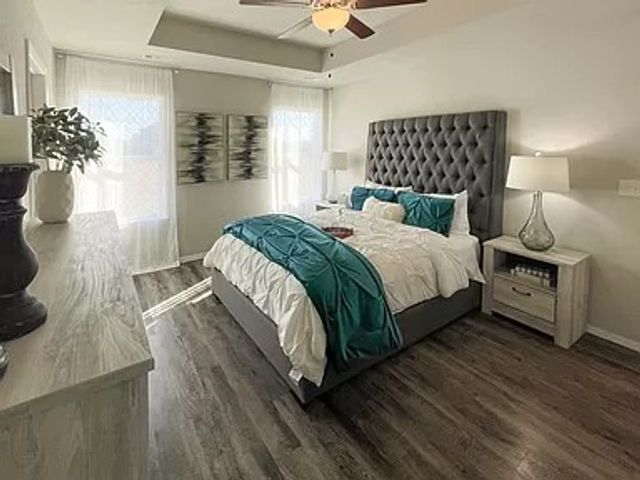 2214 S Ouachita Drive, Fayetteville, AR 72701